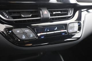 TOYOTA C-HR usata 10