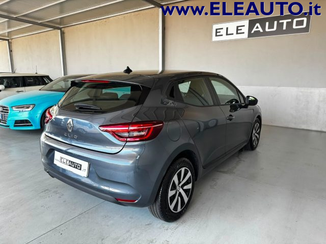 RENAULT Clio usata, con Autoradio