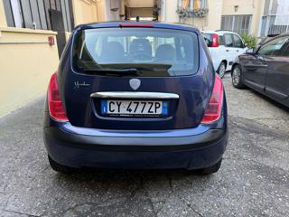 LANCIA Ypsilon usata, con Autoradio