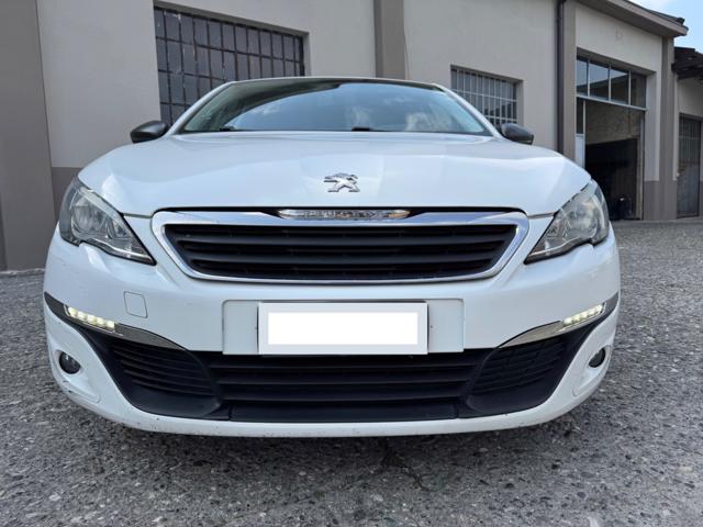 PEUGEOT 308 usata, con Airbag