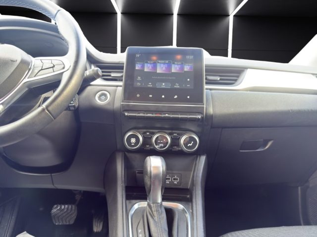 RENAULT Captur usata, con Bracciolo