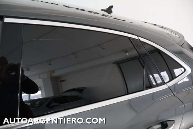 AUDI Q3 usata, con Sensori di parcheggio anteriori