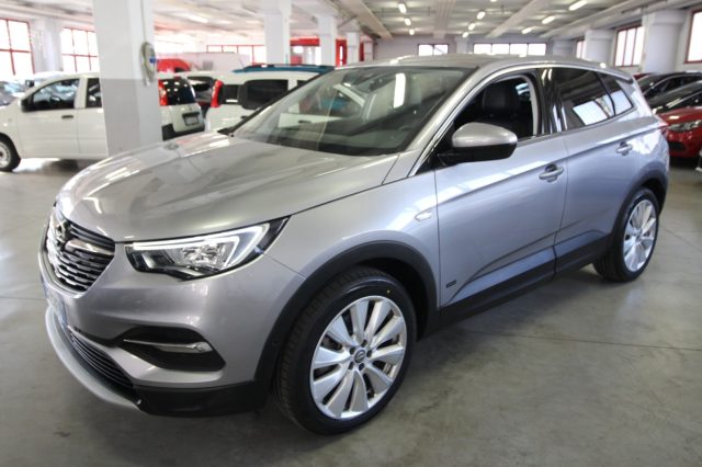 OPEL Grandland X usata, con Airbag