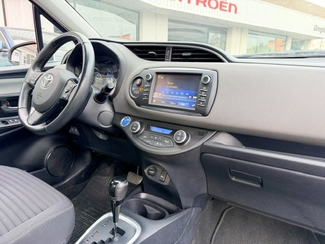 TOYOTA Yaris usata, con Lettore CD