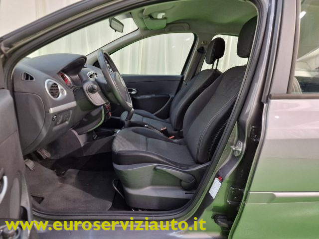 RENAULT Clio usata 32