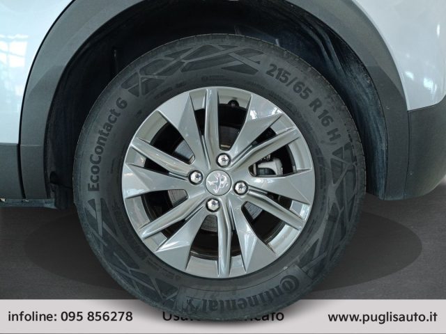 PEUGEOT 2008 usata, con Sedile posteriore sdoppiato