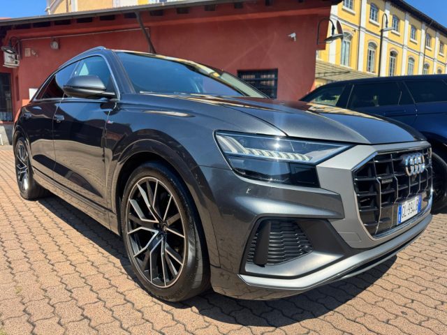 AUDI Q8 usata, con Airbag