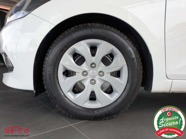 HYUNDAI i20 usata, con Alzacristalli elettrici