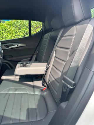 ALFA ROMEO Stelvio usata, con Autoradio digitale