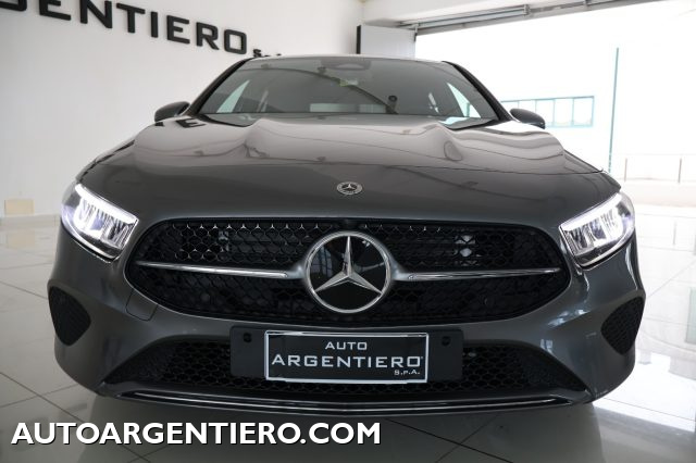 MERCEDES-BENZ A 180 usata, con Airbag