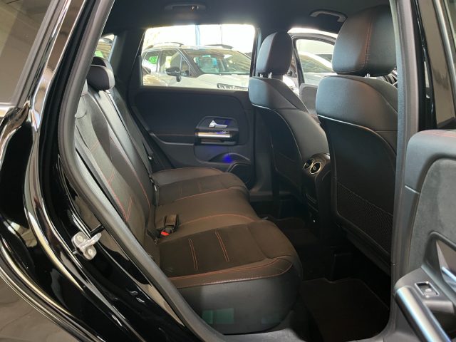 MERCEDES-BENZ B 200 usata, con Sedili riscaldati