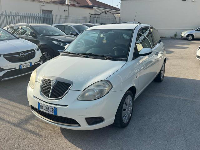 LANCIA Ypsilon usata, con ABS