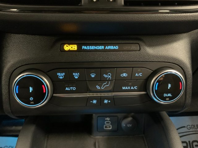 FORD Kuga usata, con Autoradio digitale