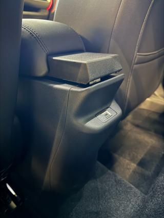 JEEP Avenger usata, con Touch screen