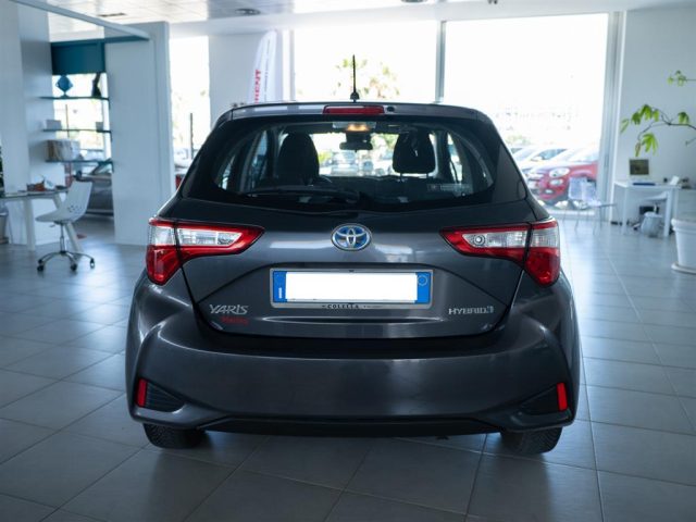 TOYOTA Yaris usata, con Airbag laterali