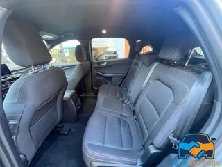 FORD Kuga usata, con Monitoraggio pressione pneumatici