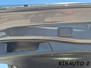 TOYOTA RAV 4 MY23 usata, con Specchietto retrovisore con funzione antiabbagliamento