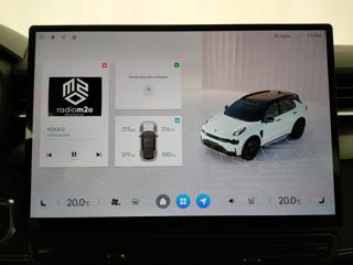 LYNK & CO 01 usata, con USB