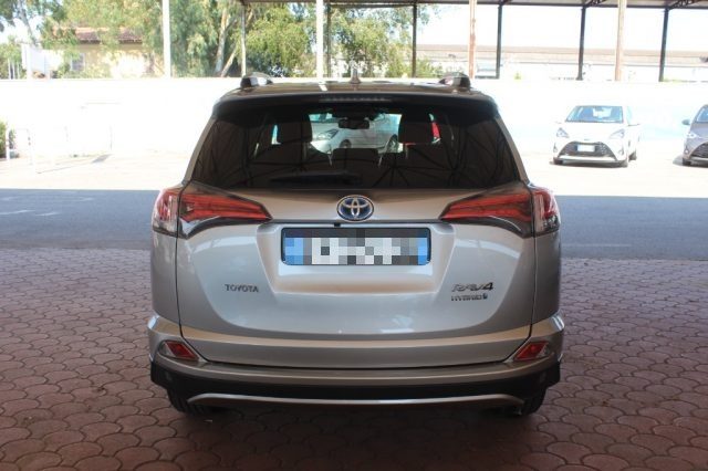 TOYOTA RAV 4 usata, con Alzacristalli elettrici
