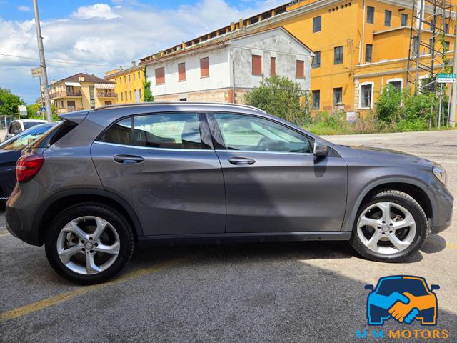 MERCEDES-BENZ GLA 180 usata 37