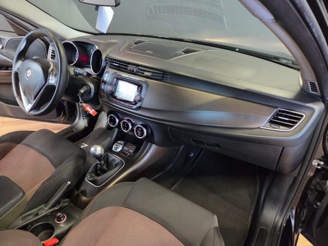 ALFA ROMEO Giulietta usata, con Bracciolo