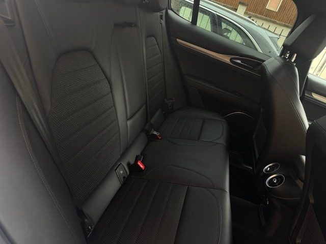 ALFA ROMEO Stelvio usata, con Climatizzatore