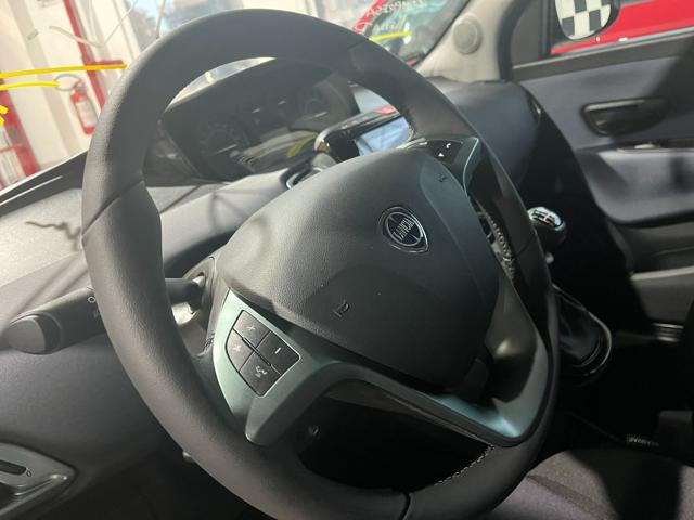 LANCIA Ypsilon usata, con Airbag