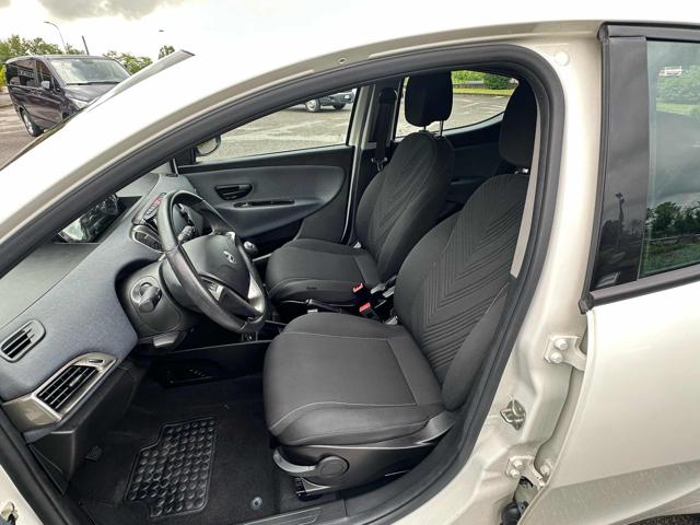 LANCIA Ypsilon usata, con Servosterzo