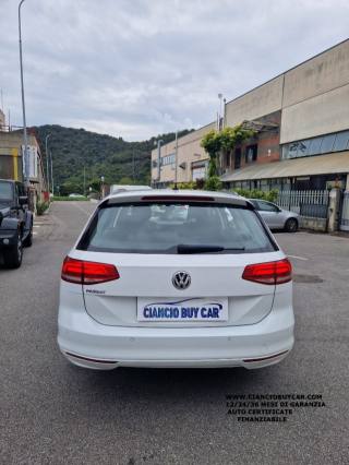 VOLKSWAGEN Passat Variant usata, con Cerchi in lega