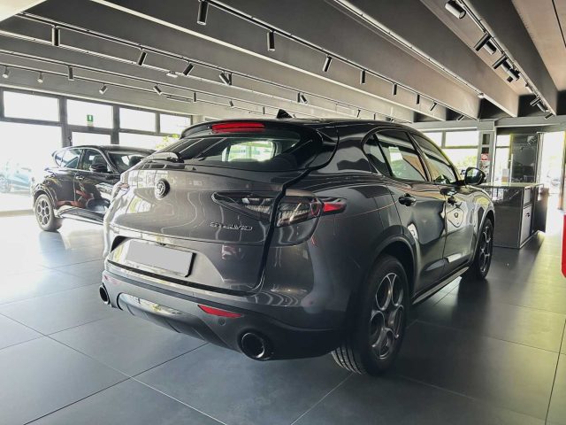 ALFA ROMEO Stelvio usata, con Autoradio