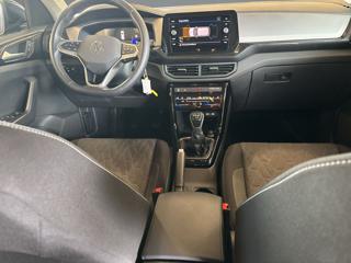 VOLKSWAGEN T-Cross usata, con Autoradio