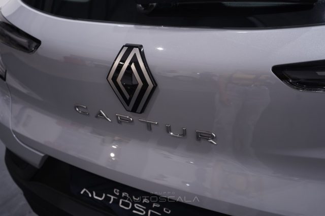 RENAULT Captur usata 27