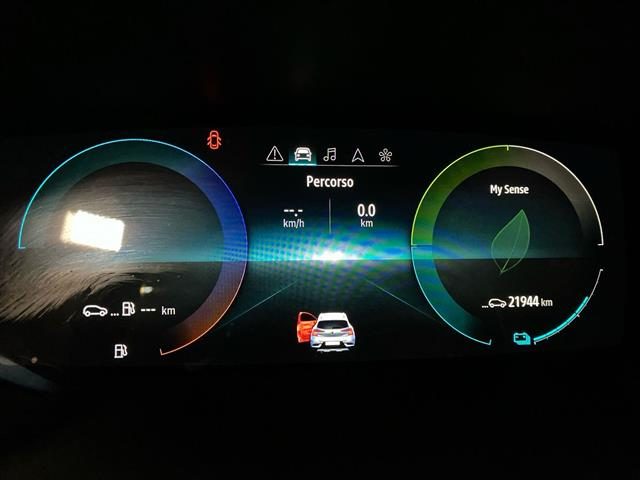 RENAULT Captur usata, con Bracciolo