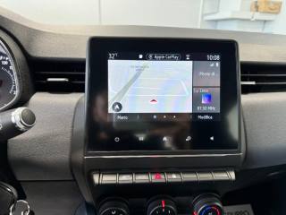 RENAULT Clio usata, con USB