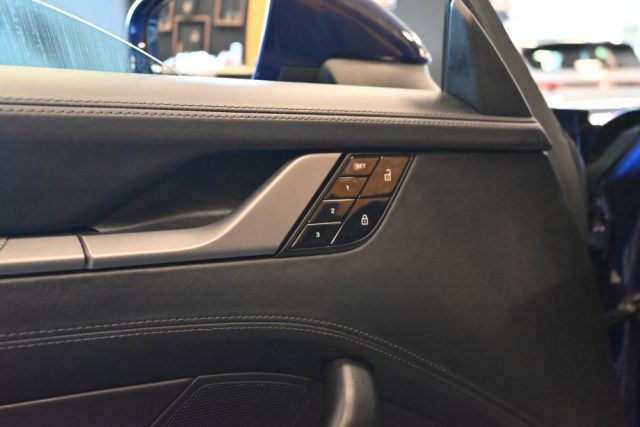 PORSCHE 992 usata 44