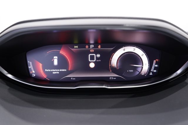 PEUGEOT 3008 usata, con Volante multifunzione