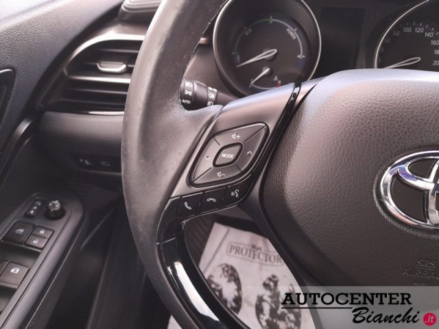 TOYOTA C-HR usata, con Touch screen