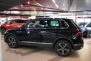 VOLKSWAGEN Tiguan usata, con Airbag
