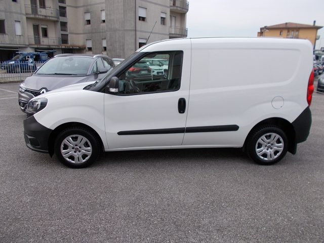 FIAT Doblo usata, con Alzacristalli elettrici