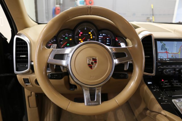 PORSCHE Cayenne usata, con Servosterzo