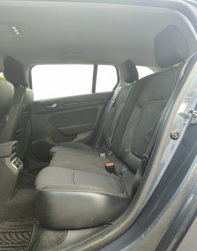RENAULT Megane usata, con Controllo automatico clima