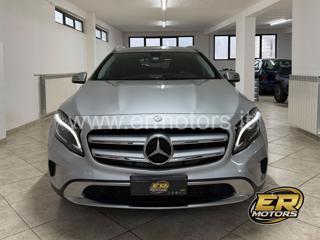 MERCEDES-BENZ GLA 220 usata, con Airbag
