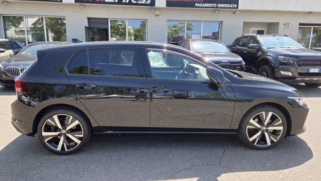 VOLKSWAGEN Golf usata, con Alzacristalli elettrici