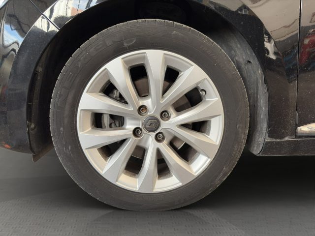 RENAULT Clio usata, con Bluetooth