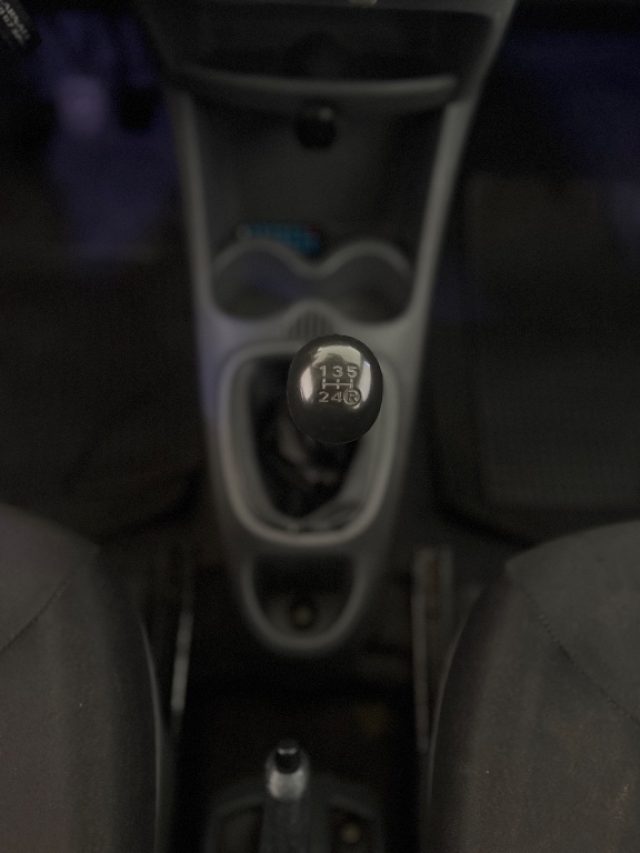 TOYOTA Aygo usata 12