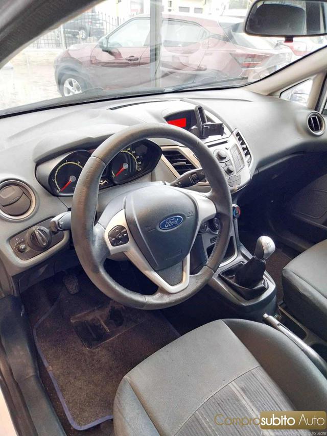 FORD Fiesta usata 10