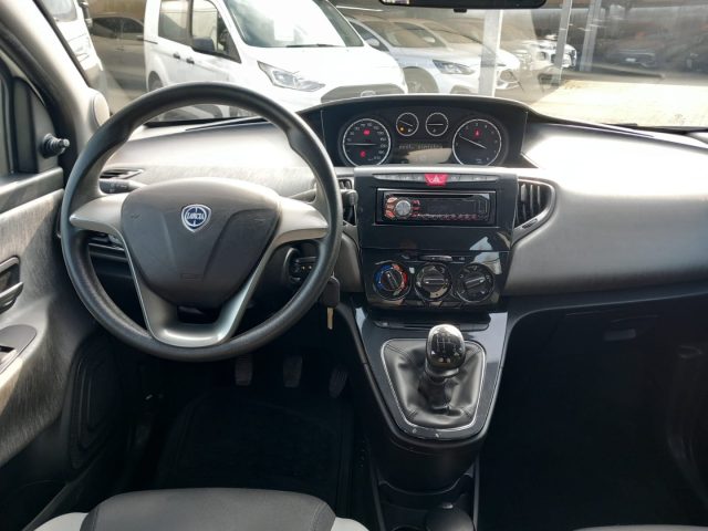 LANCIA Ypsilon usata 16