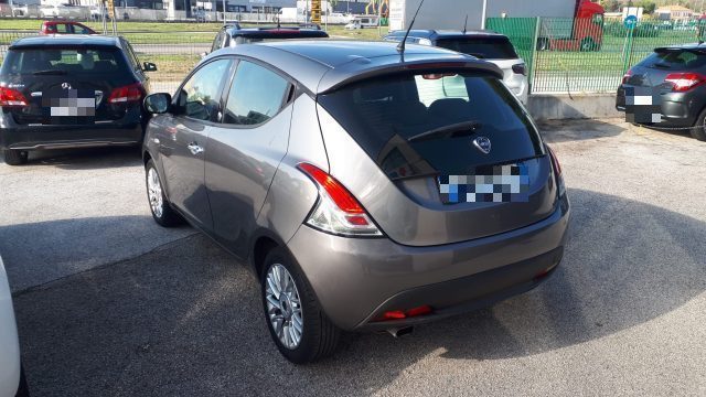 LANCIA Ypsilon usata, con Chiusura centralizzata