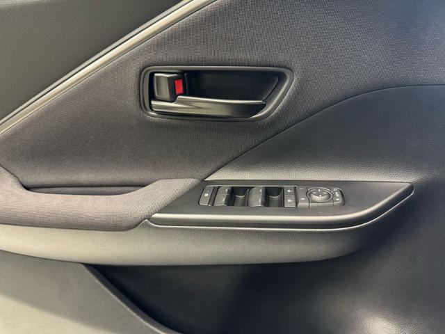 TOYOTA C-HR usata, con Controllo automatico clima
