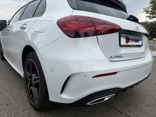 MERCEDES-BENZ A 250 usata, con Sensori di parcheggio posteriori